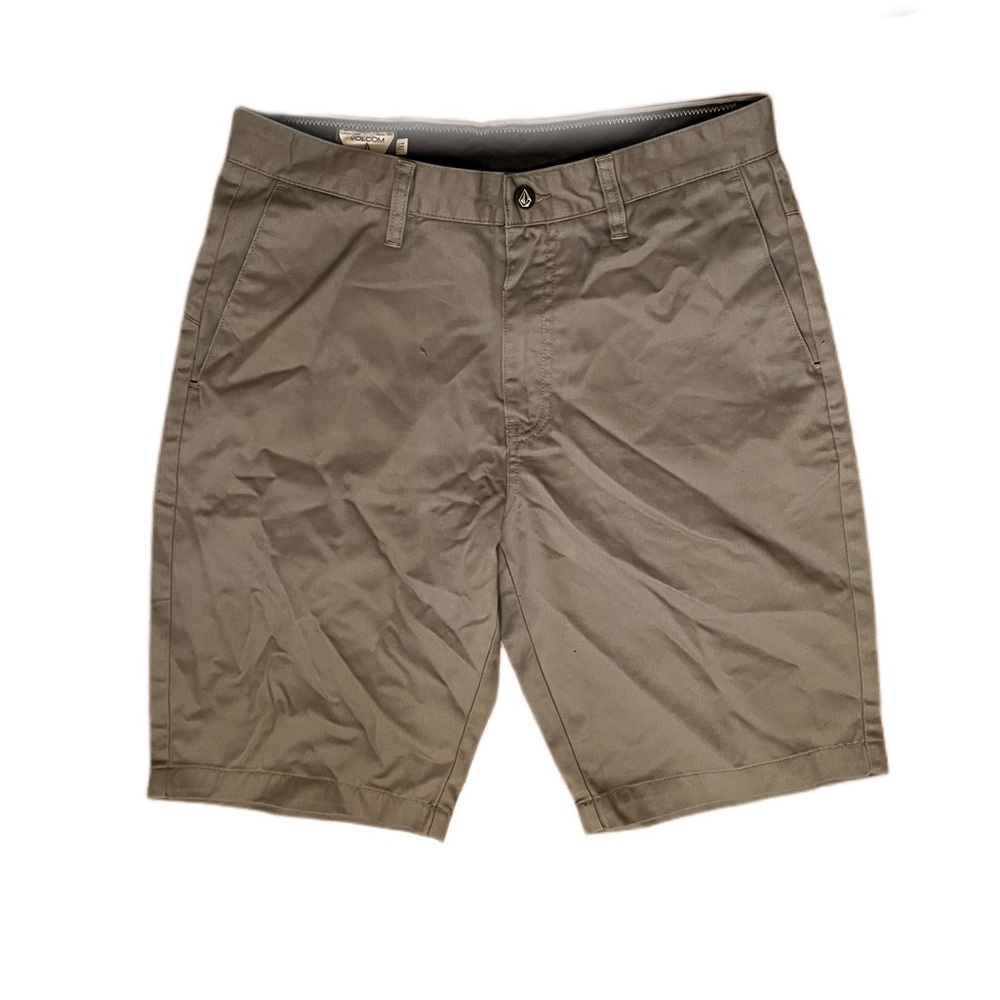 NEW WITH TAG VOLCOM SHORTS!